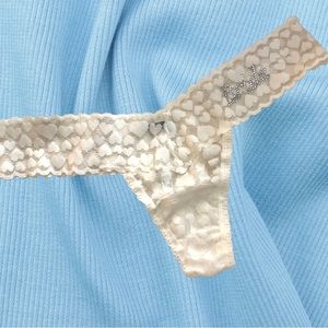 I do, Victoria’s Secret Bride Lace Heart White Thong Panty One Size